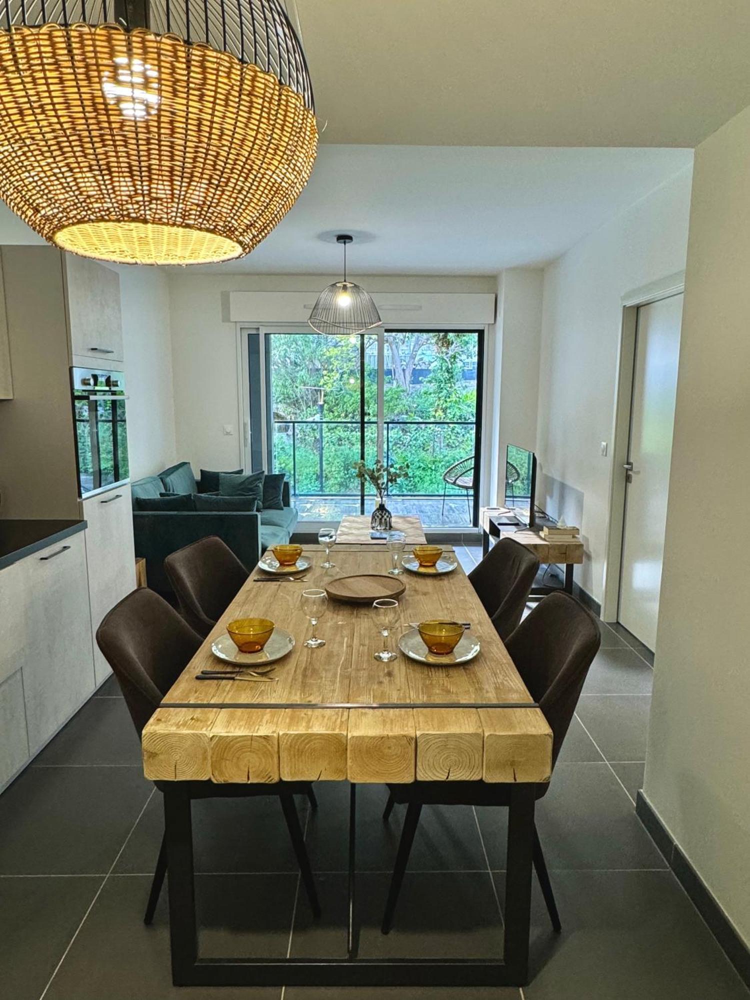Superbe T2 Dans Residence Avec Piscine Chauffee 보솔레이 외부 사진